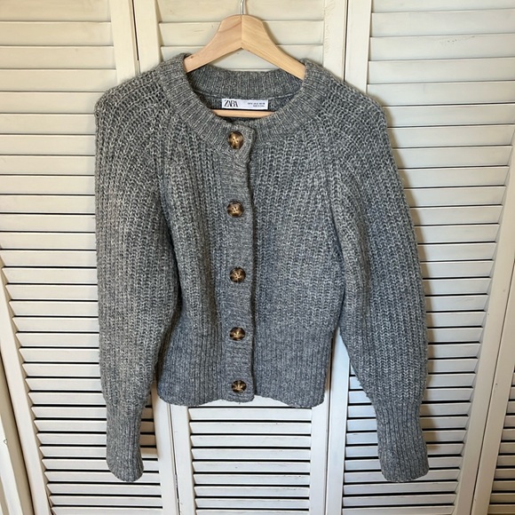 Zara Sweaters - Gray knit from Zara